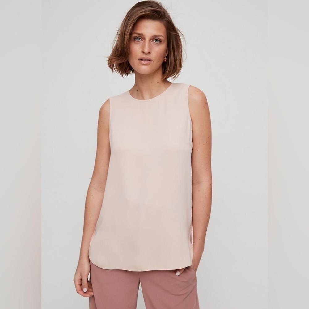 Aritzia Sleeveless Crewneck Blouse in Light Blush Pink